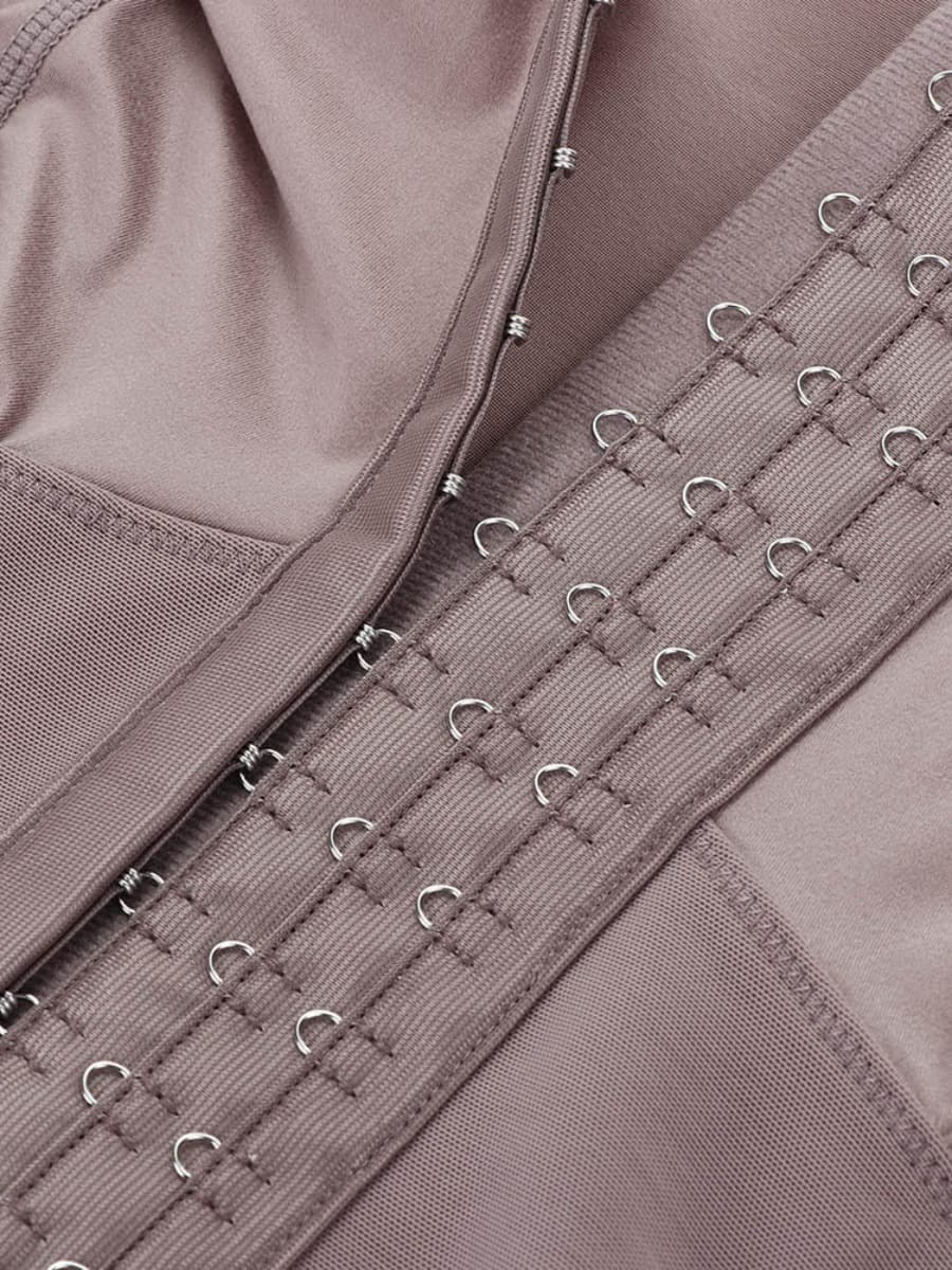 Gaine extensible grande taille à poitrine non rembourrée