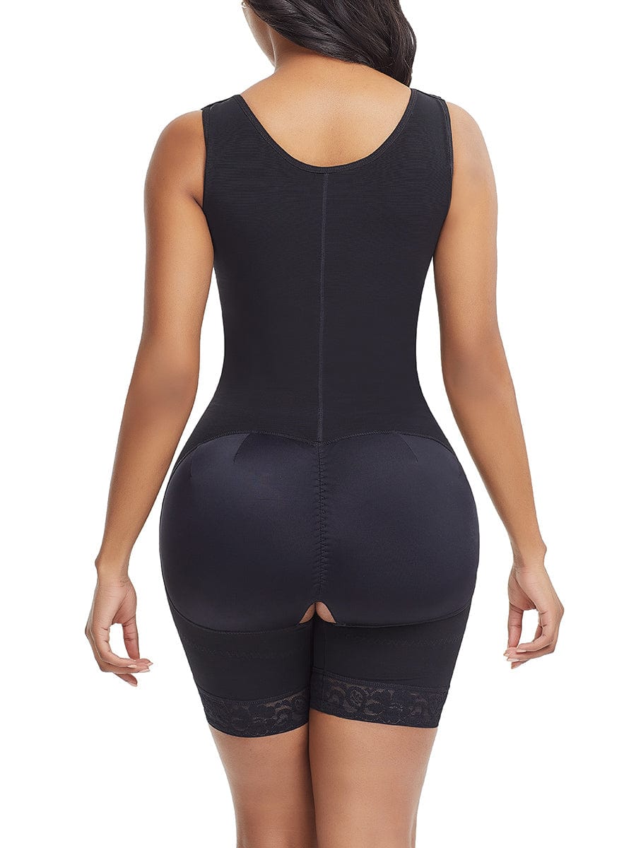 Gaine intégrale avec panneau abdominal en latex