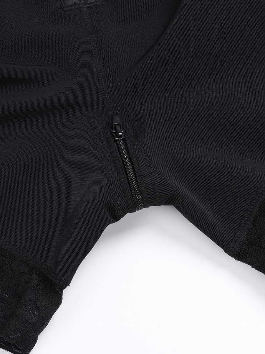 Gaine grande taille à dentelle et maintien abdominal