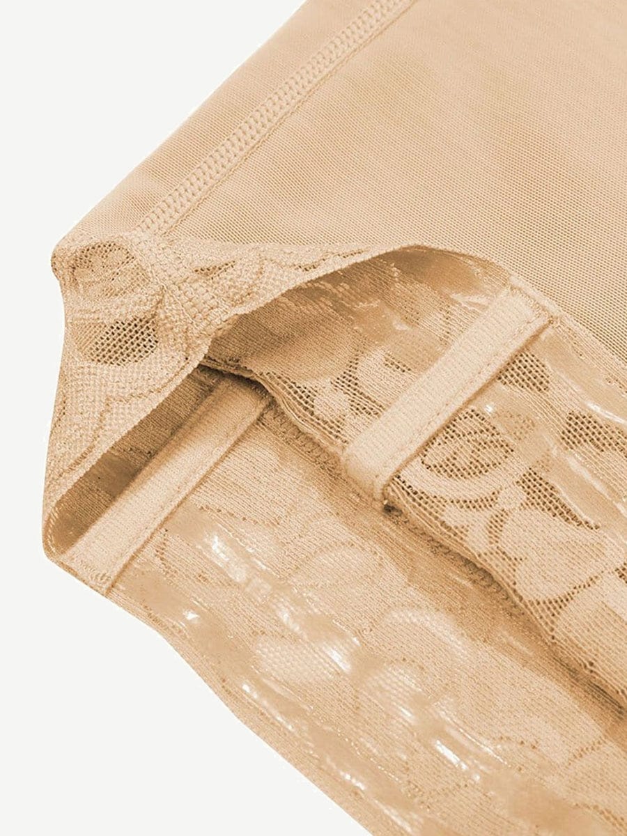 Culotte gainante taille haute à dentelle