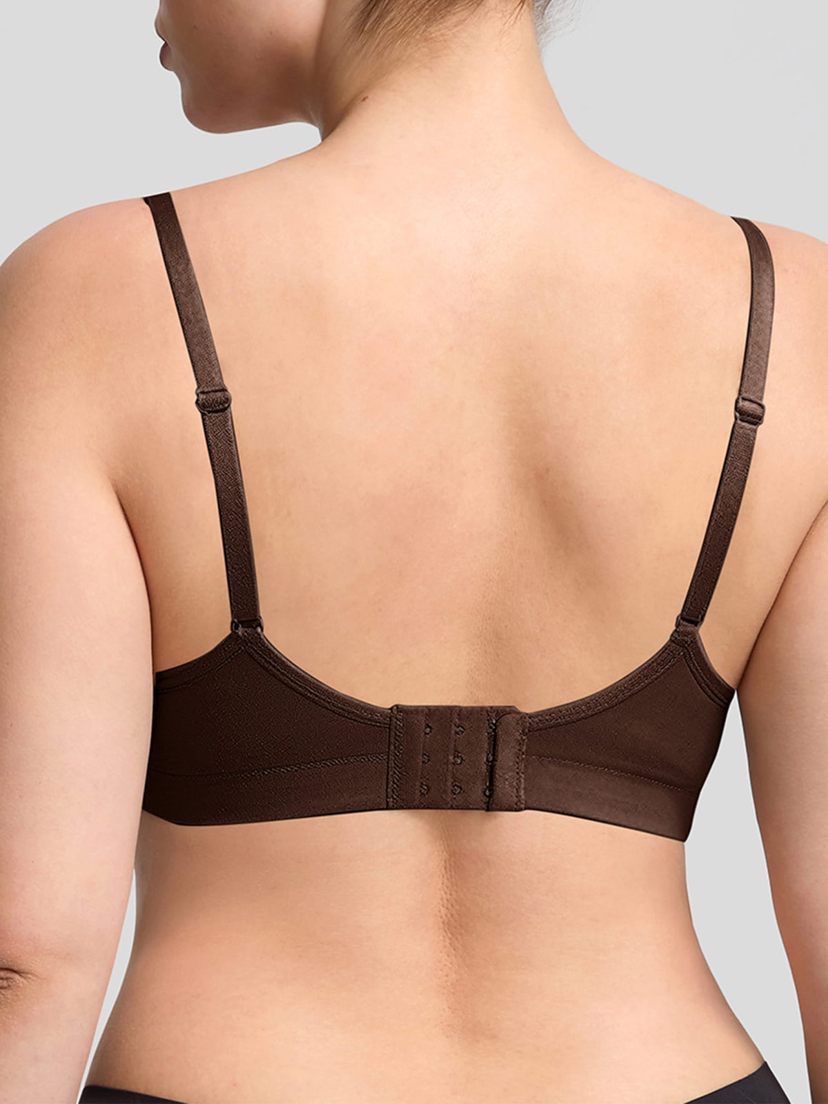Soutien-gorge gainant à bretelles réglables