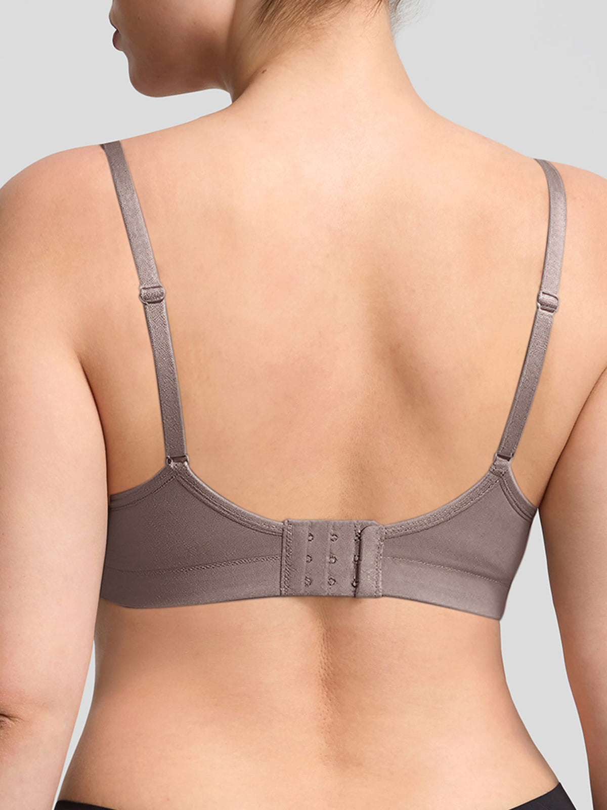 Soutien-gorge gainant à bretelles réglables