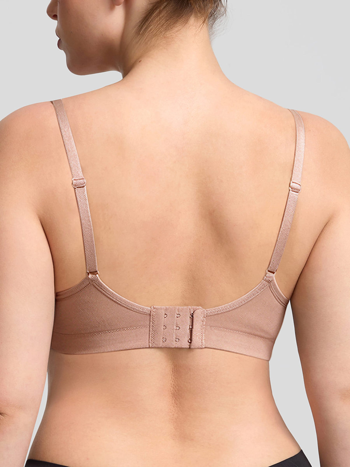 Soutien-gorge gainant à bretelles réglables