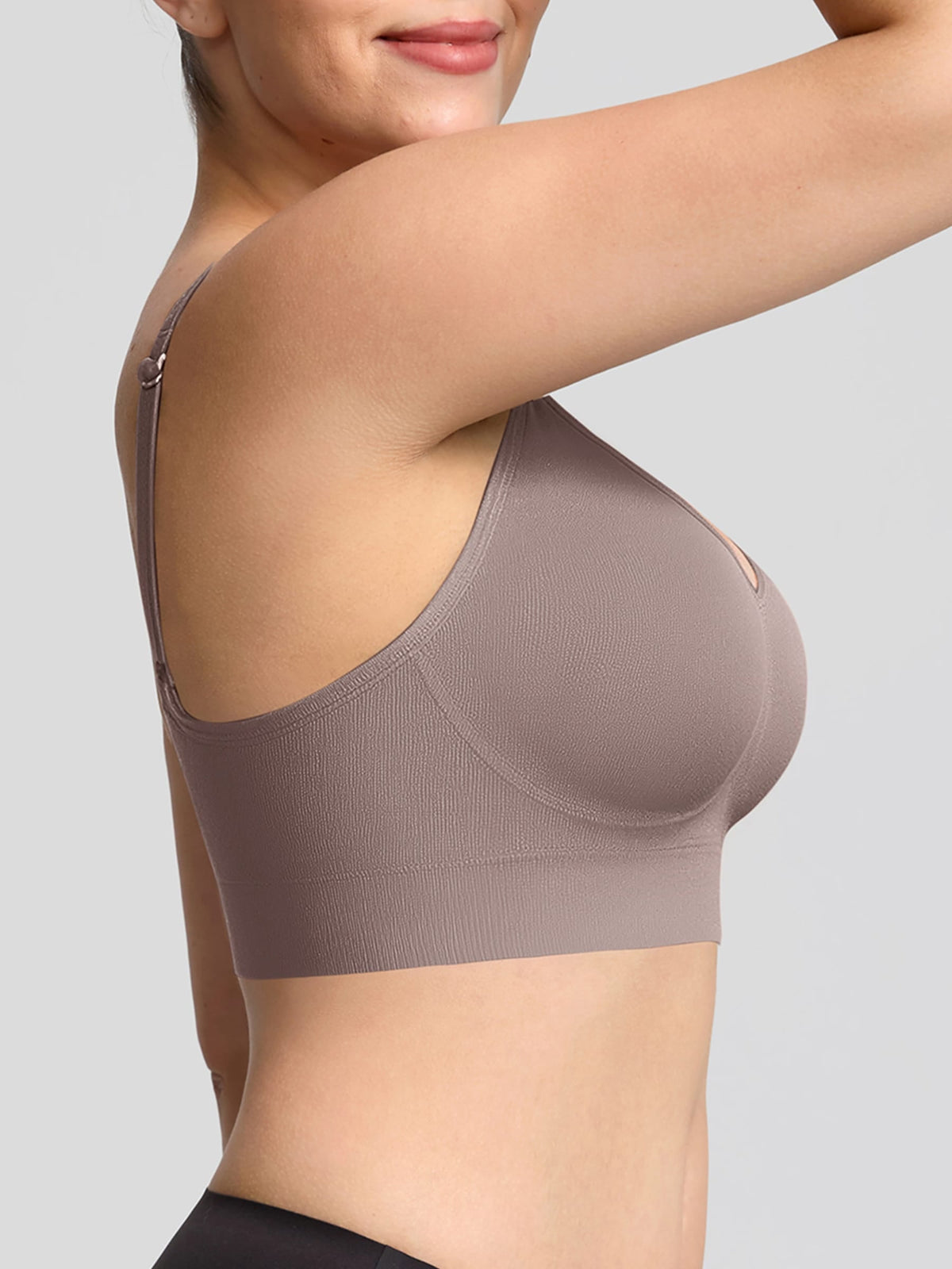 Soutien-gorge gainant à bretelles réglables