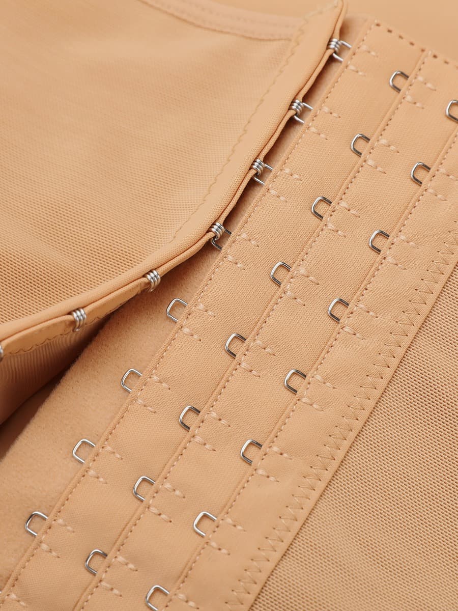 Gaine intégrale à maintien abdominal trois couches