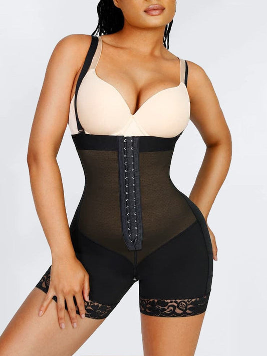 Gaine en latex à dentelle et bretelles amovibles