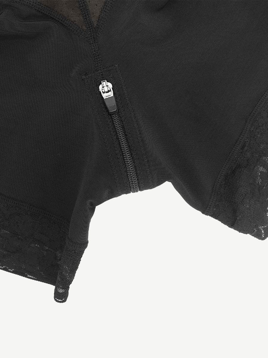 Gaine en latex à dentelle et bretelles amovibles