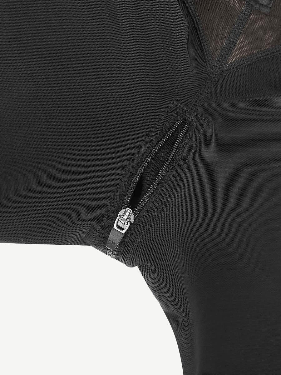 Gaine longue en latex à poitrine ouverte