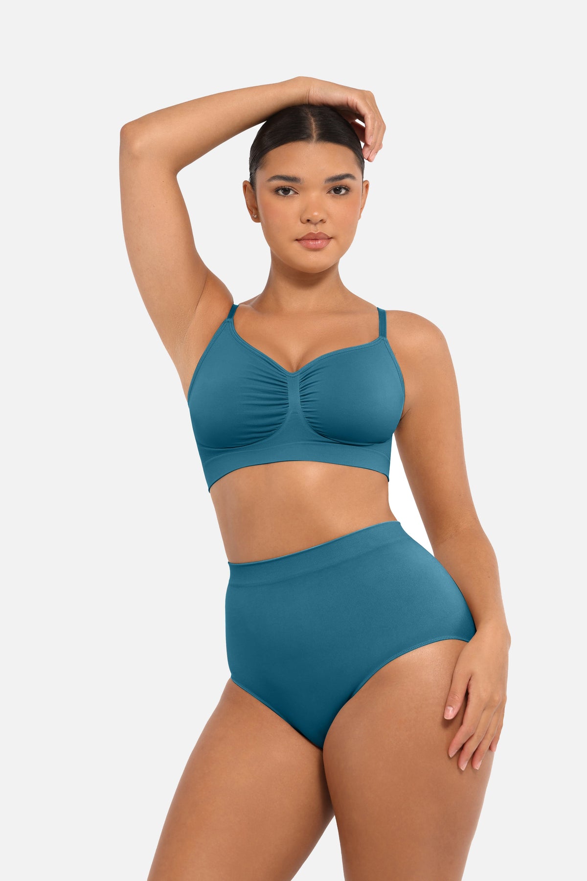 MT240117 — Seamless Mid-Rise Shaping Briefs