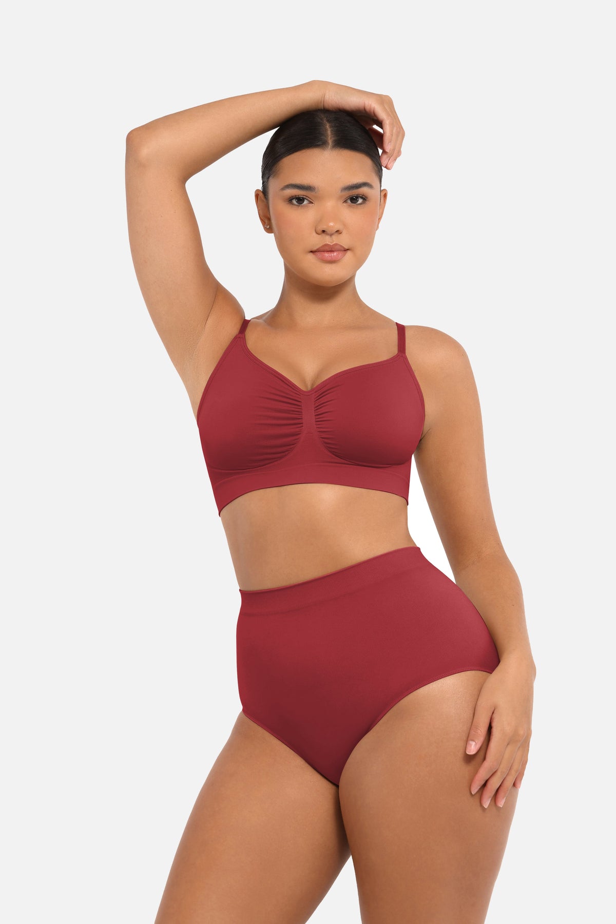 MT240117 — Seamless Mid-Rise Shaping Briefs